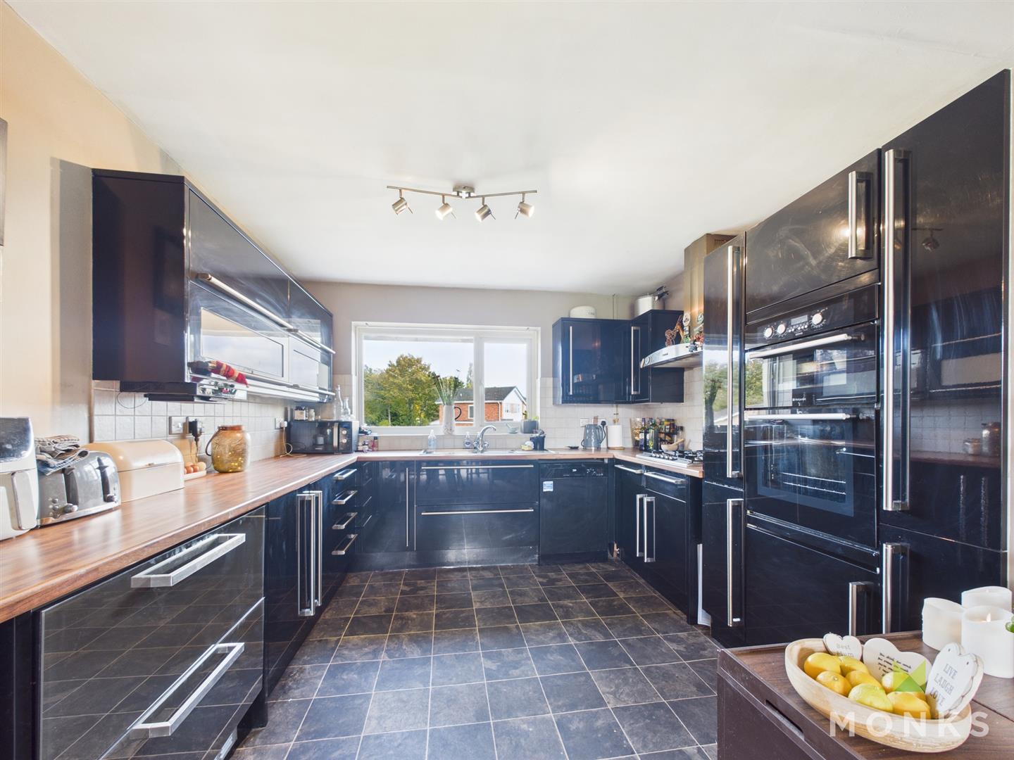 60 Portland Crescent, Shrewsbury, SY2 5NJ For Sale